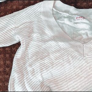 Textured v-neck sweater